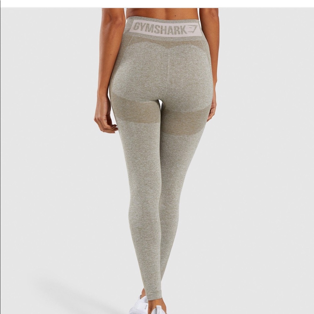 NWOT gymshark khaki seamless leggings!